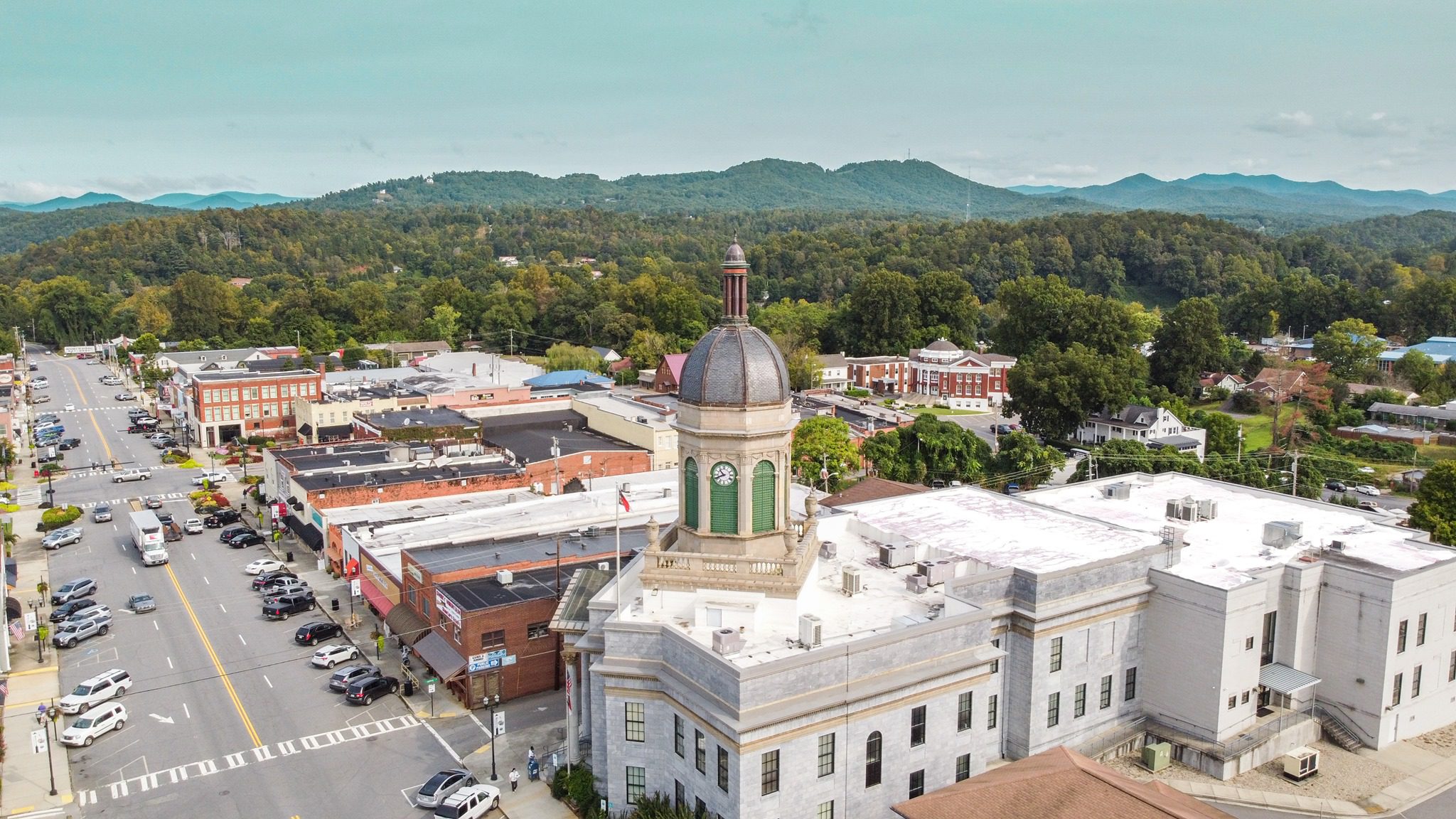 Aerial view of downtown Murphy, North Carolina and the surrounding mountain region