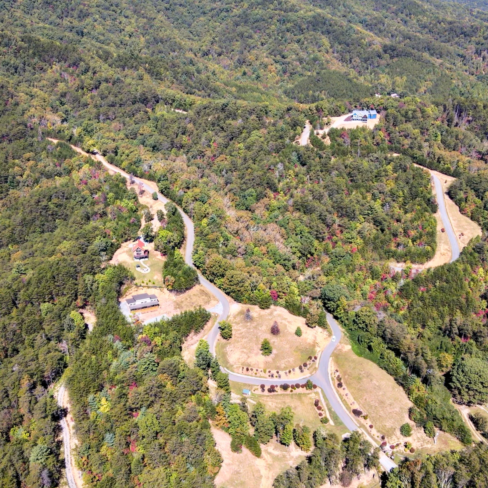 Aerial view of Eagle's Nest Retreat homesites and private roads