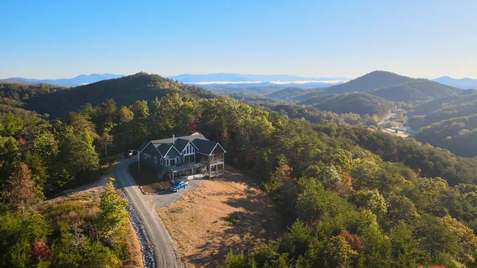 Completed mountain home at Eagle's Nest Retreat